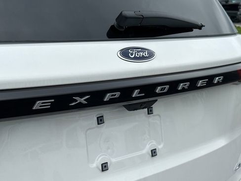 New 2026 Ford Explorer Active w/ Active Comfort Package AWD/4WD image 26