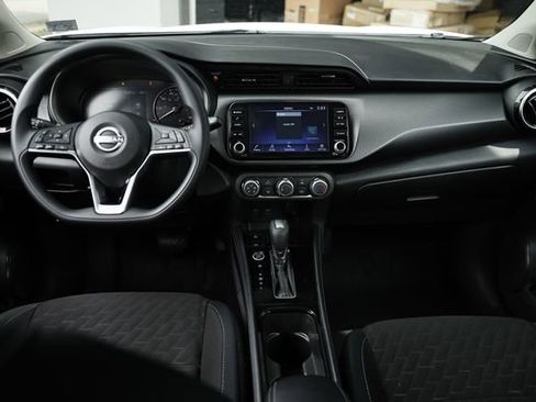Used 2024 Nissan Kicks SV FWD image 26