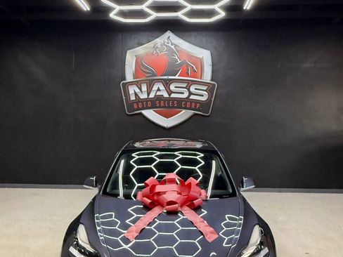 Used 2019 Tesla Model 3 Long Range image 8