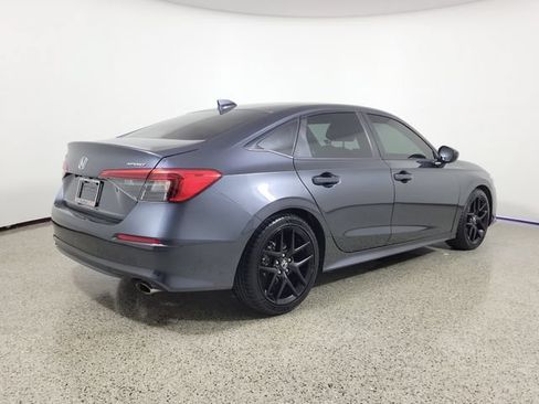 Used 2023 Honda Civic Sport image 4