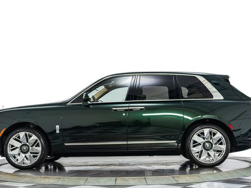 Used 2025 Rolls-Royce Cullinan -Series 2, Bespoke Audio, Star image 6