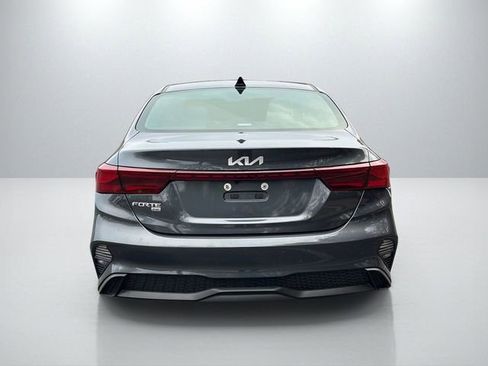 Used 2023 Kia Forte LX FWD image 6