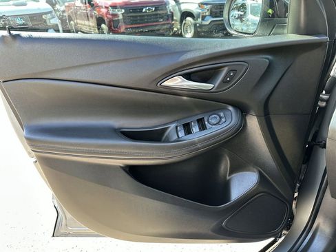 Used 2025 Buick Encore GX Sport Touring w/ Comfort Package image 29