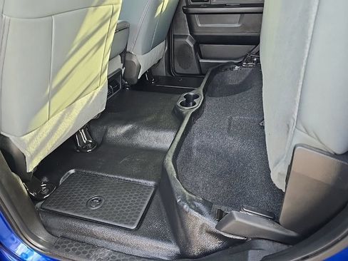 Used 2018 RAM 3500 Tradesman w/ Chrome Appearance Group image 22