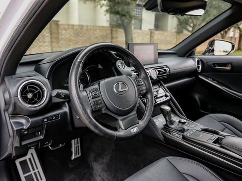 Used 2022 Lexus IS 350 F Sport image 25