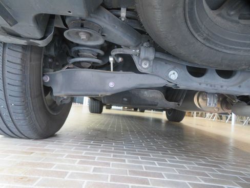 Used 2021 Toyota Highlander XLE FWD image 75
