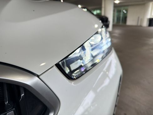 Used 2024 BMW X6 M60i AWD/4WD image 9