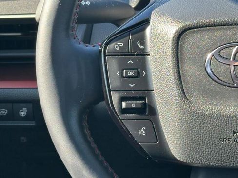 Certified 2025 Toyota Prius Plug-In Hybrid FWD image 21