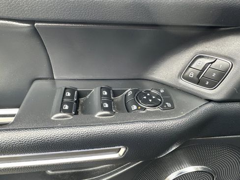 Used 2024 Ford Expedition Max XLT image 27