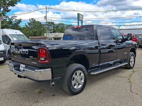 Used 2026 RAM 2500 Big Horn AWD/4WD image 31