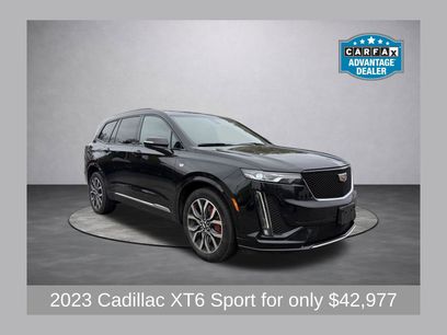 Used 2023 Cadillac XT6 Sport w/ Technology Package