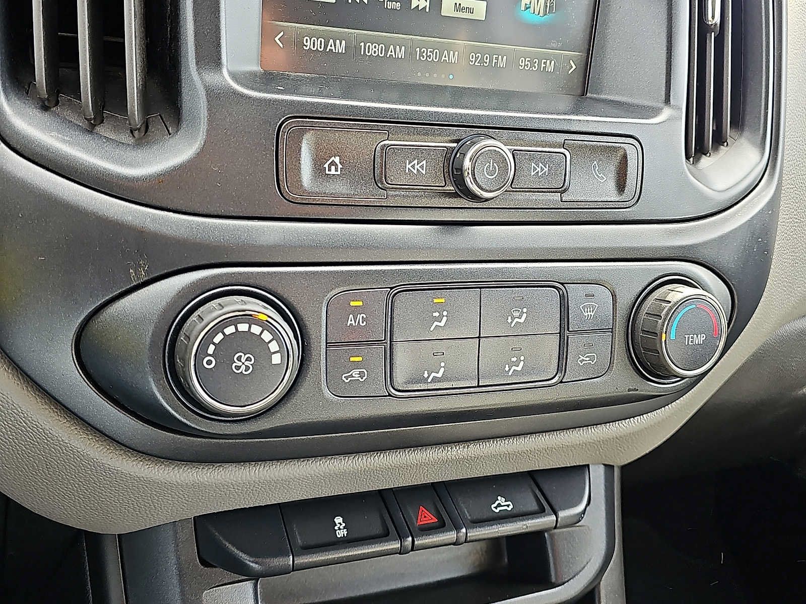 Used 2018 Chevrolet Colorado W/T AWD/4WD image 15