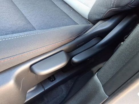 Used 2025 Chevrolet Trax RS w/ Driver Confidence Package image 18