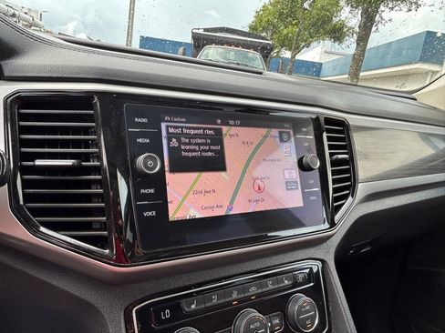 Used 2021 Volkswagen Atlas SEL Premium AWD/4WD image 12
