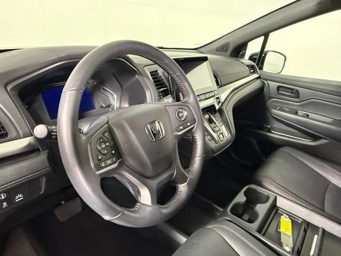 Used 2024 Honda Odyssey Sport image 17