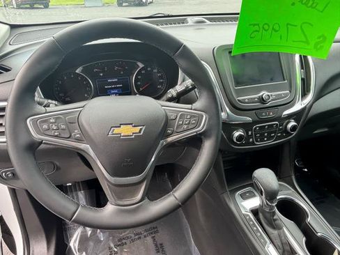 Used 2023 Chevrolet Equinox LT AWD/4WD image 6
