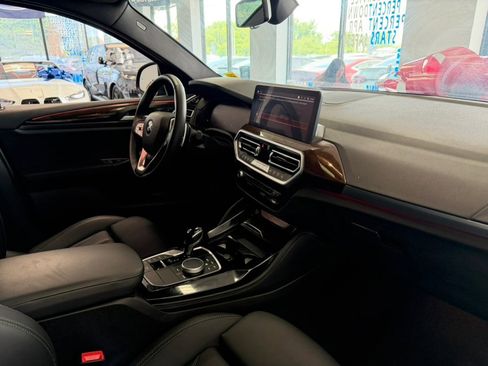 Used 2025 BMW X4 xDrive30i AWD/4WD image 25
