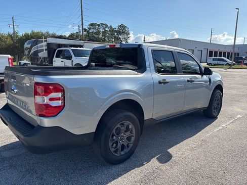 Used 2024 Ford Maverick XLT FWD image 4