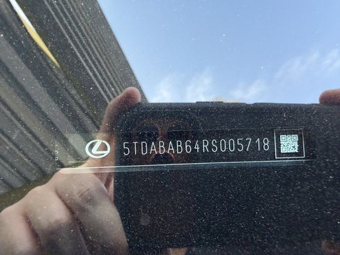 Used 2024 Lexus TX 500h AWD image 46