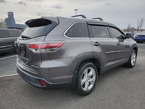 Used 2016 Toyota Highlander Limited AWD/4WD image 17