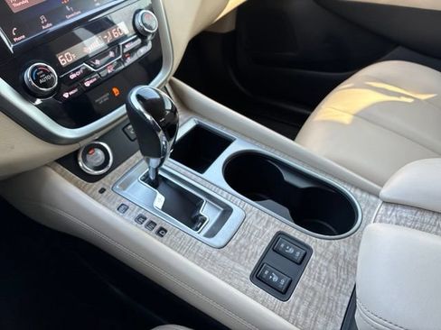 Used 2024 Nissan Murano SV AWD/4WD image 36