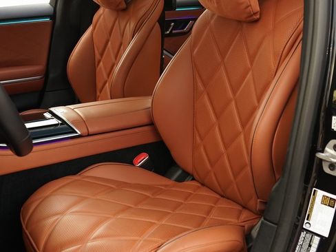 Used 2023 Mercedes-Benz Maybach S 580 Maybach S 580 image 9
