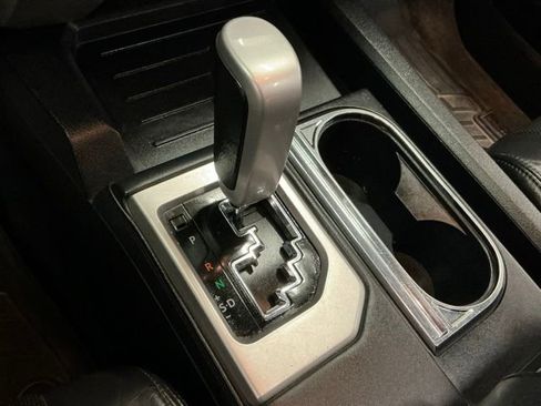 Used 2018 Toyota Tundra Platinum image 23
