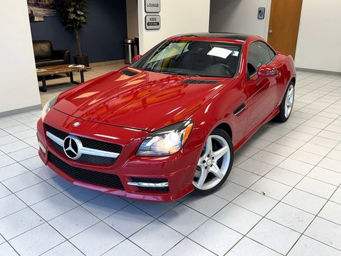 Used 2013 Mercedes-Benz SLK 250 w/ Premium I Pkg image 42