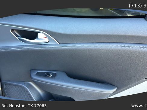 Used 2019 Kia Stinger GT image 31