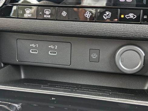 New 2026 Mitsubishi Outlander LE FWD image 29