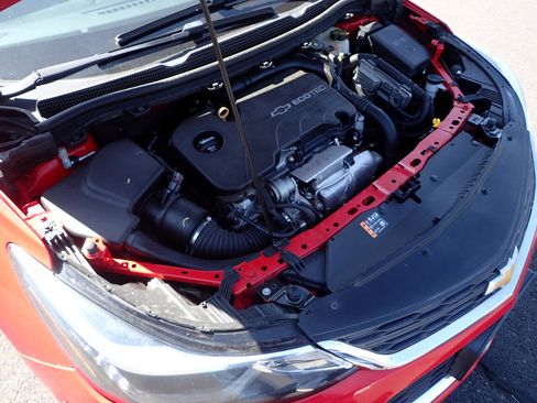 Used 2018 Chevrolet Cruze LT w/ LT Fleet Convenience Package image 19