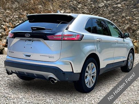 Used 2019 Ford Edge Titanium w/ Equipment Group 301A FWD image 2