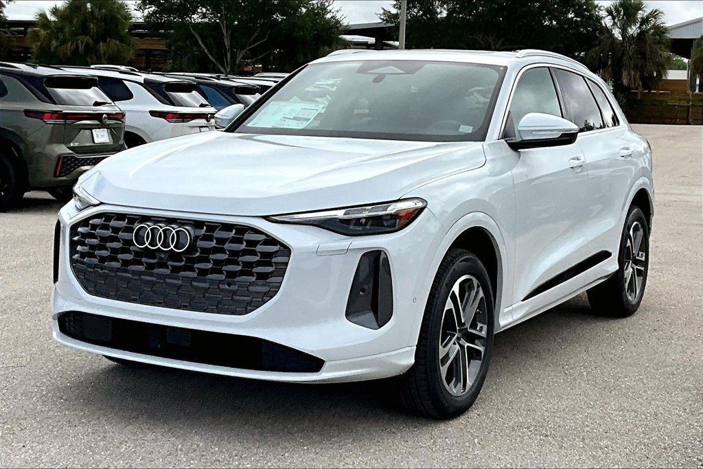 New 2026 Audi Q5 Premium Plus AWD/4WD image 9