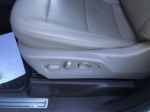 Used 2024 Chevrolet Silverado 1500 LTZ w/ Technology Package image 15