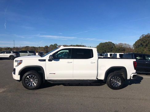 Used 2021 GMC Sierra 1500 AT4 image 1