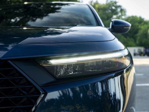Certified 2024 Honda Accord Touring image 11