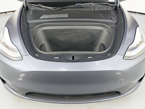 Used 2021 Tesla Model Y Performance image 8