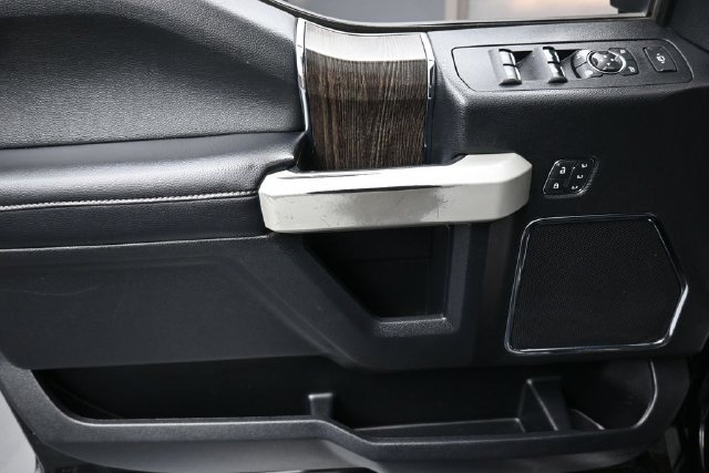 Used 2021 Ford F250 Lariat w/ Chrome Package AWD/4WD image 7