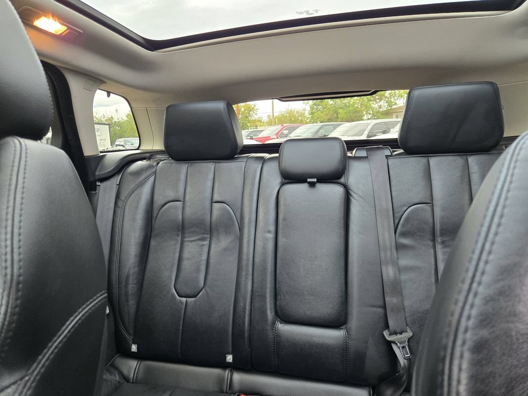 Used 2015 Land Rover Range Rover Evoque Pure Plus AWD/4WD image 17