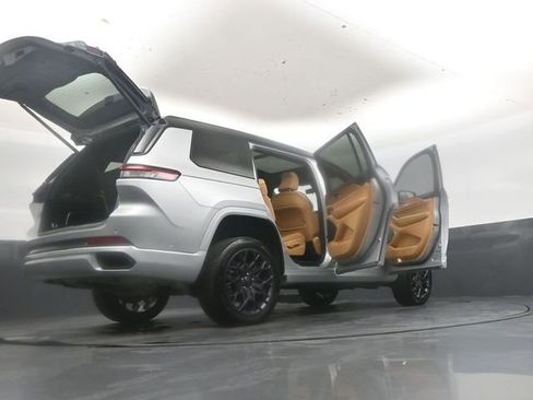 Used 2023 Jeep Grand Cherokee L Summit image 56