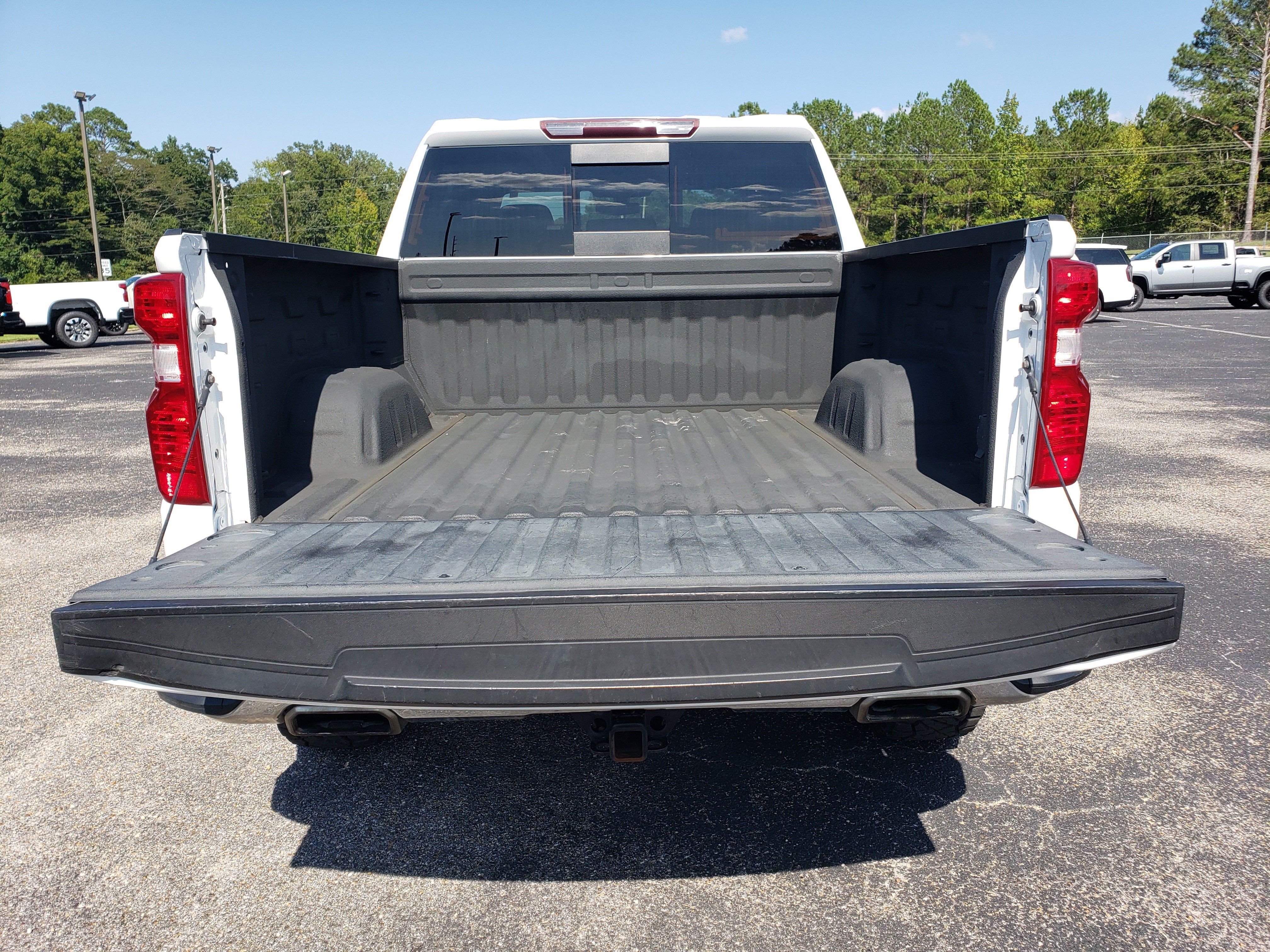 Used 2020 Chevrolet Silverado 1500 LT w/ All-Star Edition AWD/4WD image 9