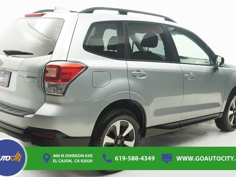 Used 2017 Subaru Forester 2.5i w/ Alloy Wheel Package AWD/4WD image 6
