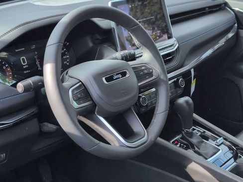 New 2025 Jeep Compass Latitude w/ Altitude Special Edition image 12