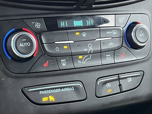 Certified 2017 Ford Escape Titanium image 25