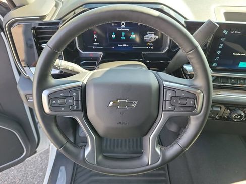 Certified 2026 Chevrolet Silverado 1500 RST AWD/4WD image 23