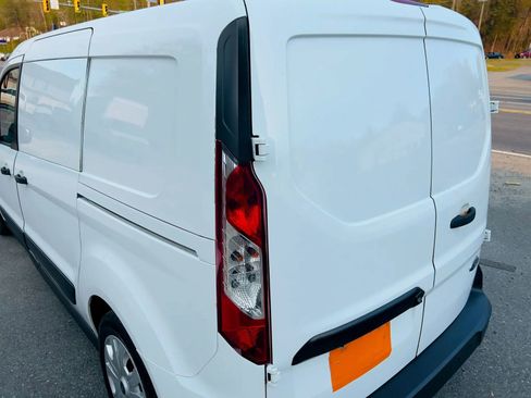 Used 2020 Ford Transit Connect XLT FWD image 7