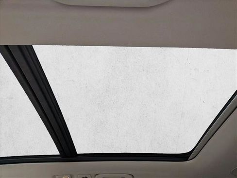 New 2026 Volvo XC60 T8 Ultra w/ Protection Package Premier image 18