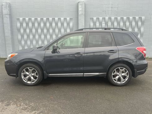 Used 2016 Subaru Forester 2.5i Touring w/ Eyesight & Navigation System image 4
