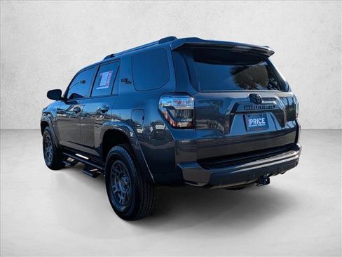 Used 2018 Toyota 4Runner TRD Off-Road Premium w/ TRD Performance Package image 8