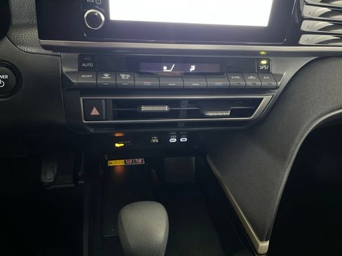 Used 2025 Toyota Camry LE w/ Convenience Package FWD image 70